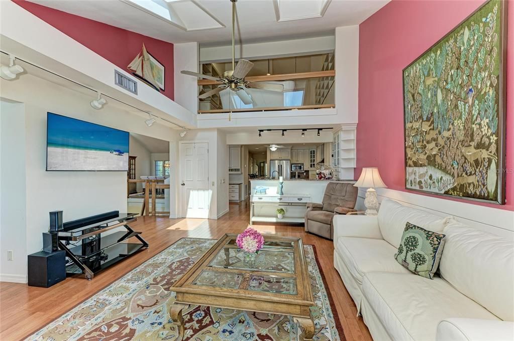 For Sale: $1,299,000 (3 beds, 2 baths, 3277 Square Feet)