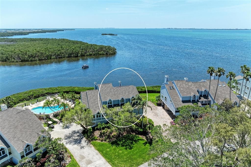 For Sale: $1,299,000 (3 beds, 2 baths, 3277 Square Feet)