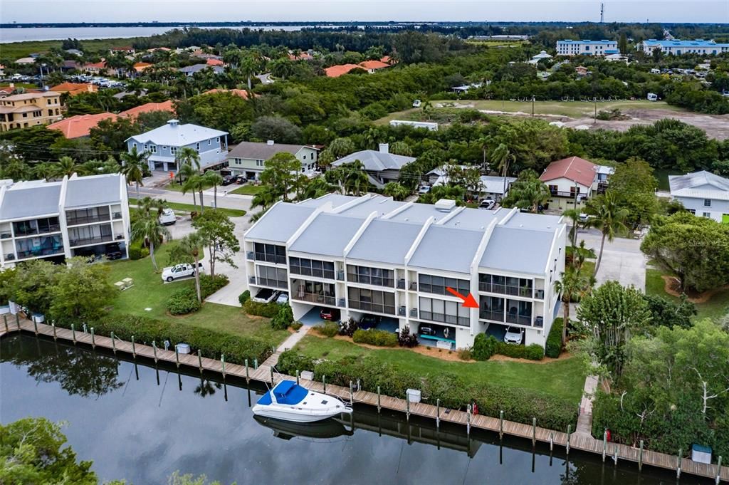 En Renta: $3,275 (2 camas, 2 baños, 1180 Pies cuadrados)