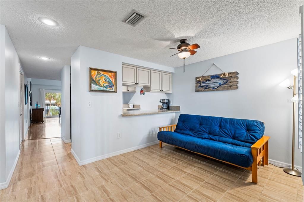 En Renta: $3,275 (2 camas, 2 baños, 1180 Pies cuadrados)