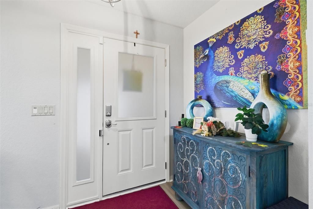 Activo con contrato: $290,000 (3 camas, 2 baños, 1862 Pies cuadrados)