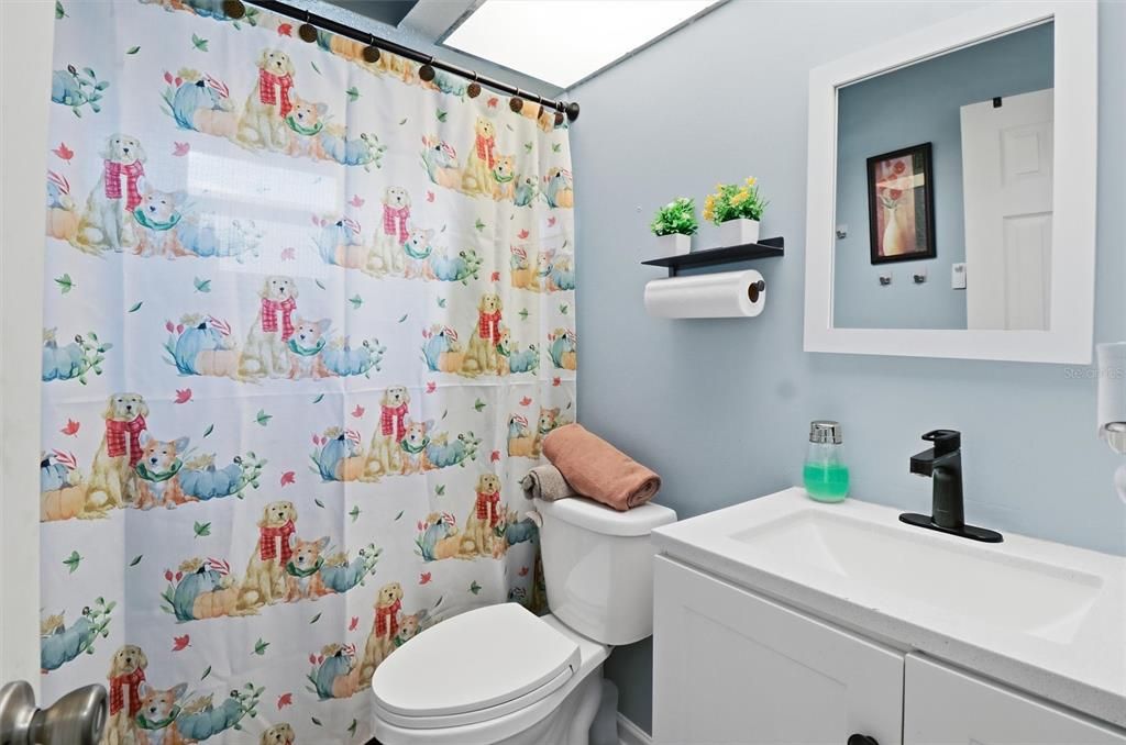 Activo con contrato: $290,000 (3 camas, 2 baños, 1862 Pies cuadrados)