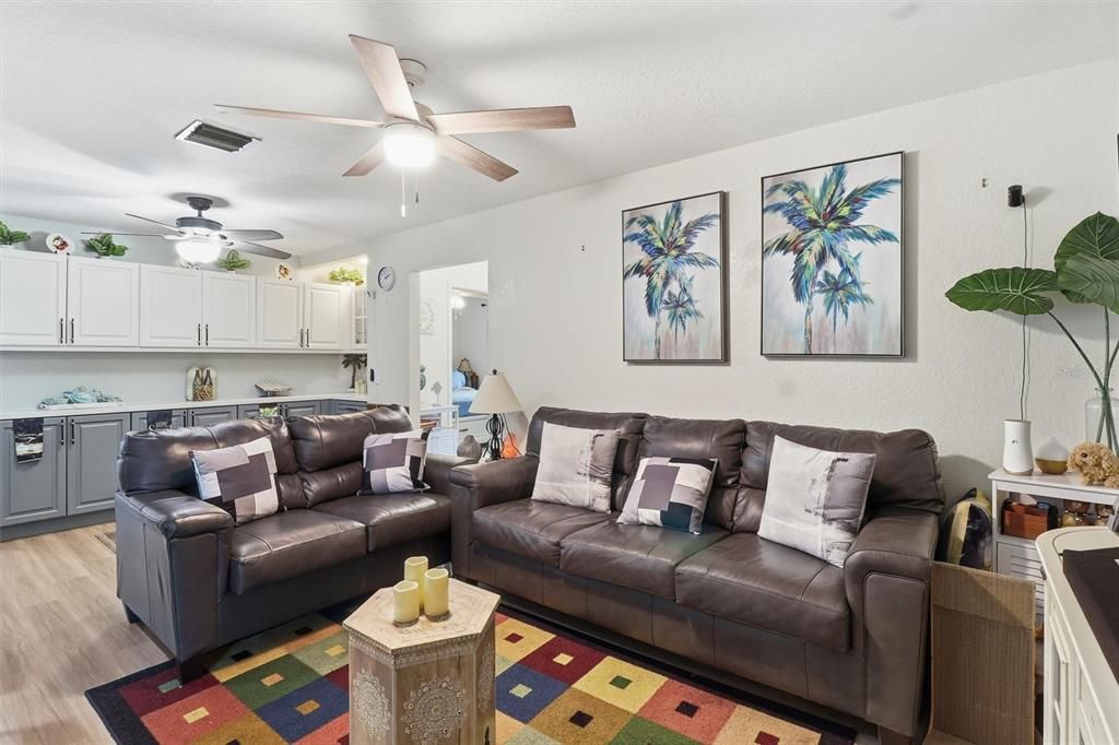 Activo con contrato: $290,000 (3 camas, 2 baños, 1862 Pies cuadrados)