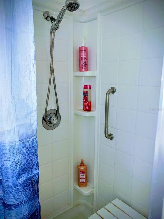 待售: $154,900 (2 贝兹, 2 浴室, 1204 平方英尺)