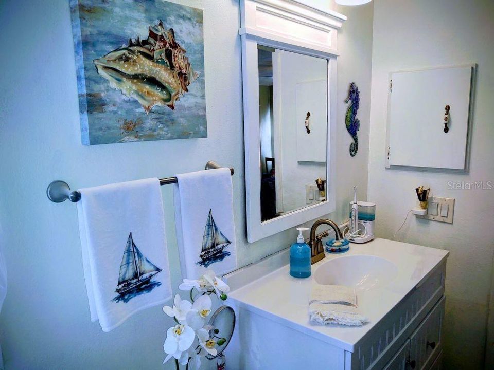 待售: $154,900 (2 贝兹, 2 浴室, 1204 平方英尺)