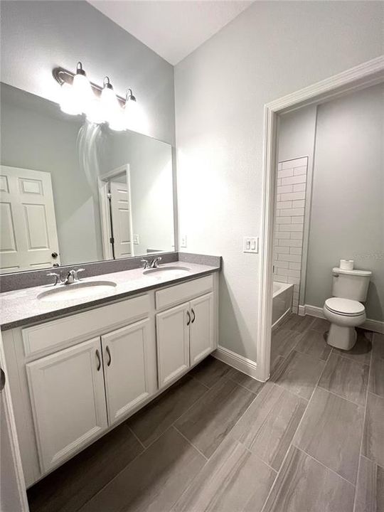 For Rent: $2,600 (4 beds, 2 baths, 1850 Square Feet)