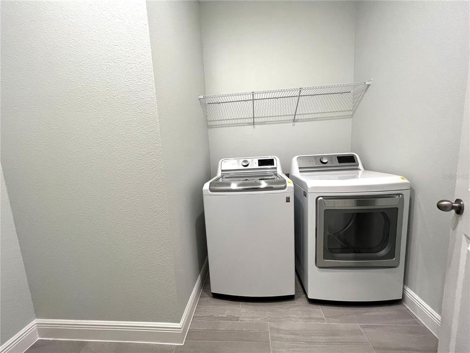 For Rent: $2,600 (4 beds, 2 baths, 1850 Square Feet)