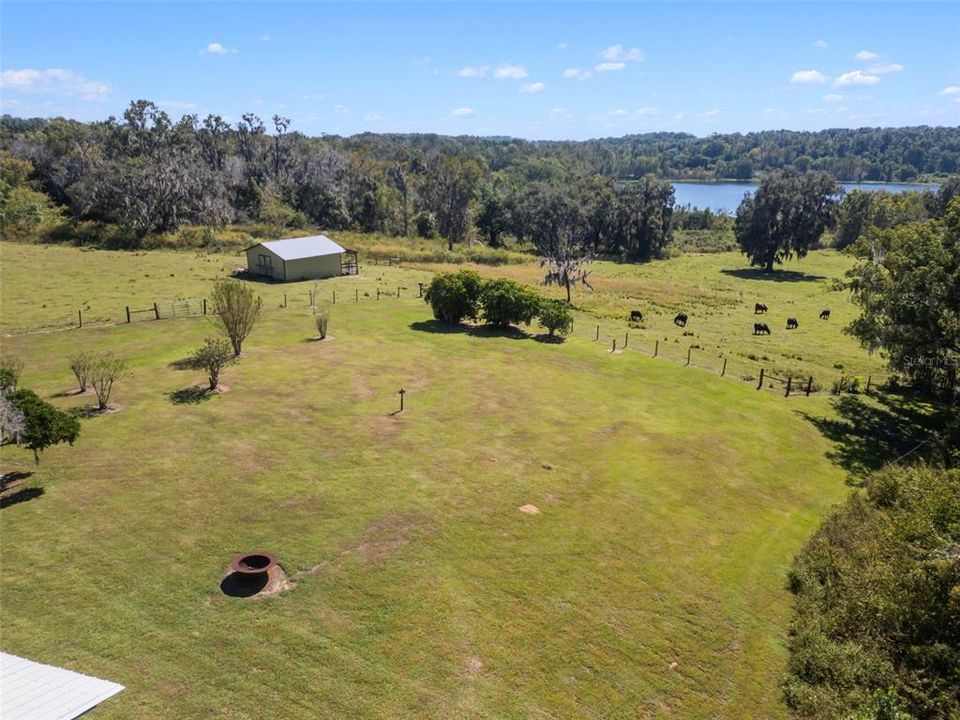 待售: $1,500,000 (22.80 acres)