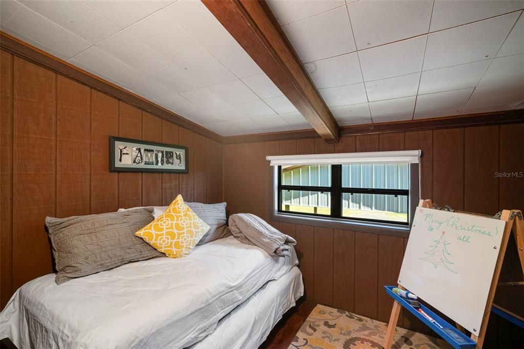 待售: $1,500,000 (22.80 acres)