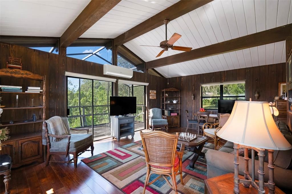 待售: $1,500,000 (22.80 acres)