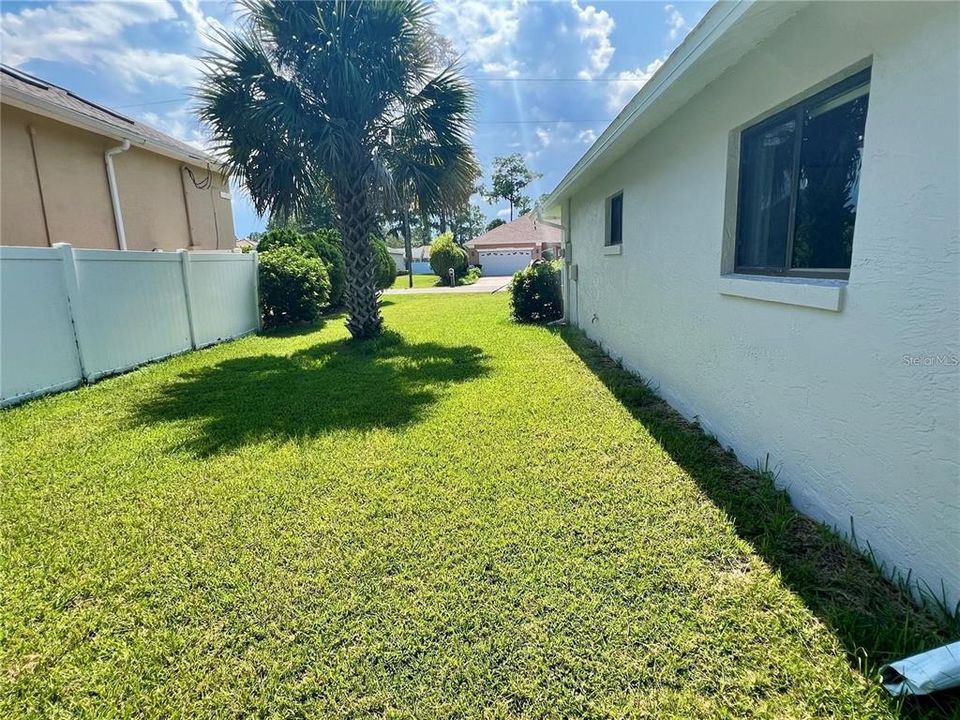 For Sale: $279,900 (3 beds, 2 baths, 1322 Square Feet)