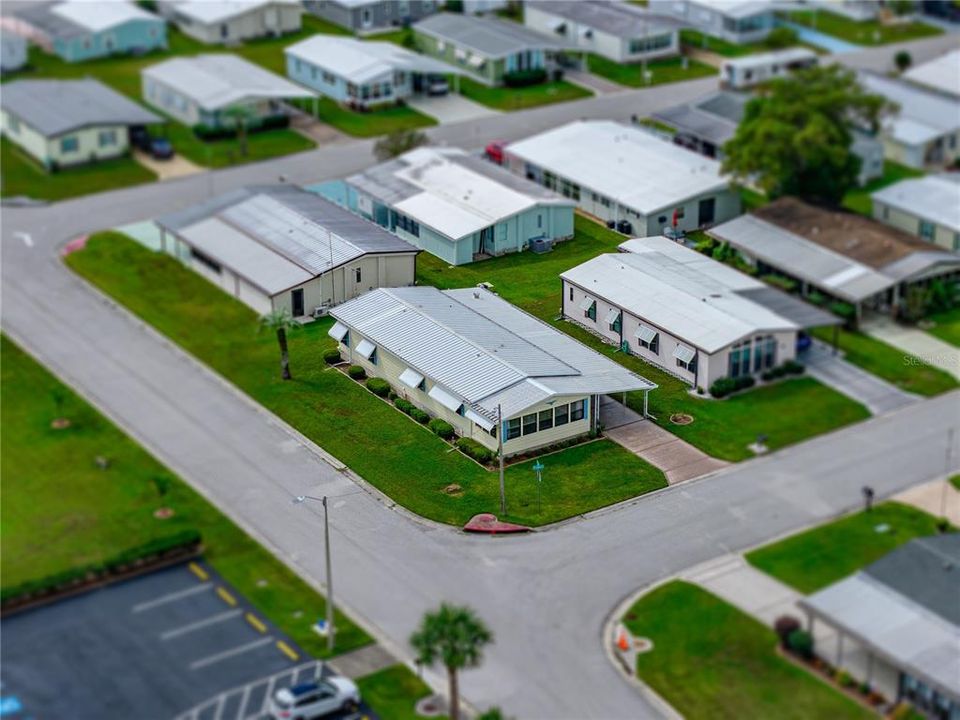 For Sale: $159,900 (2 beds, 2 baths, 1296 Square Feet)