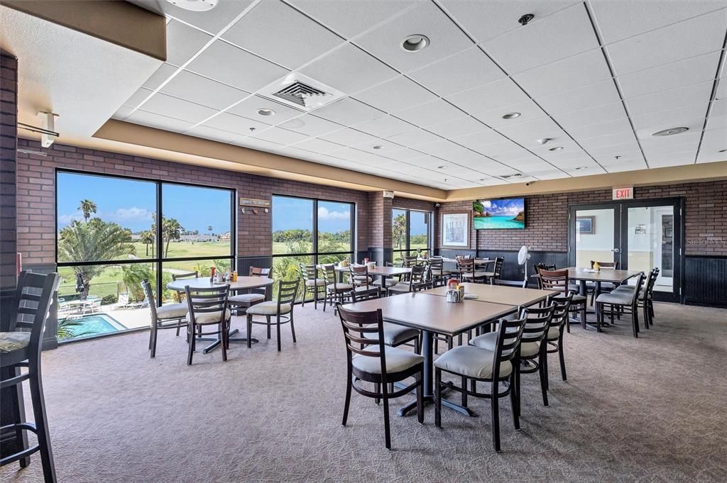 En Venta: $839,000 (3 camas, 2 baños, 2306 Pies cuadrados)