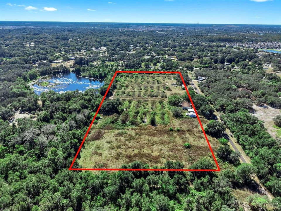 Под контрактом: $1,000,000 (12.80 acres)