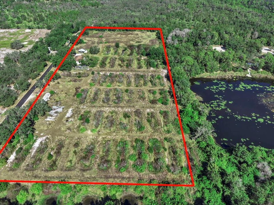 Под контрактом: $1,000,000 (12.80 acres)