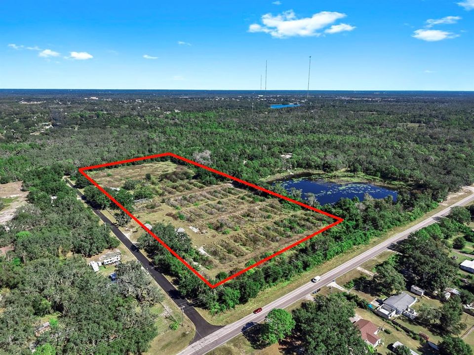 Под контрактом: $1,000,000 (12.80 acres)