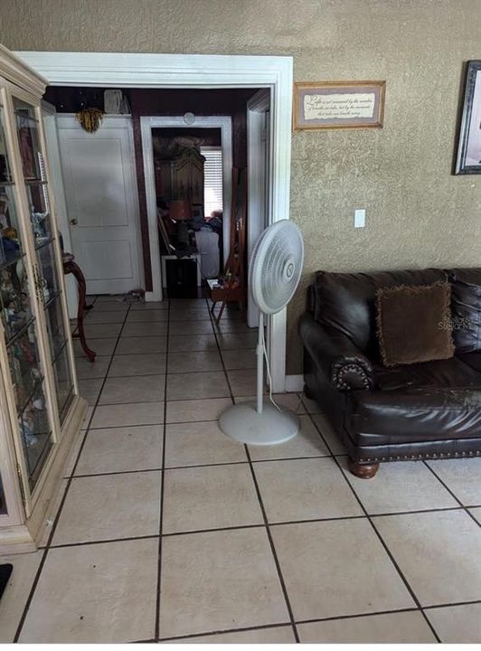 For Sale: $349,900 (4 beds, 2 baths, 1520 Square Feet)