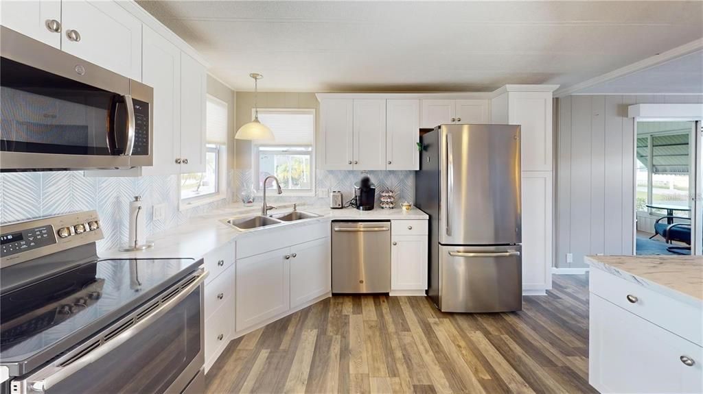 待售: $189,000 (2 贝兹, 2 浴室, 1120 平方英尺)