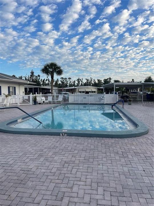 待售: $189,000 (2 贝兹, 2 浴室, 1120 平方英尺)