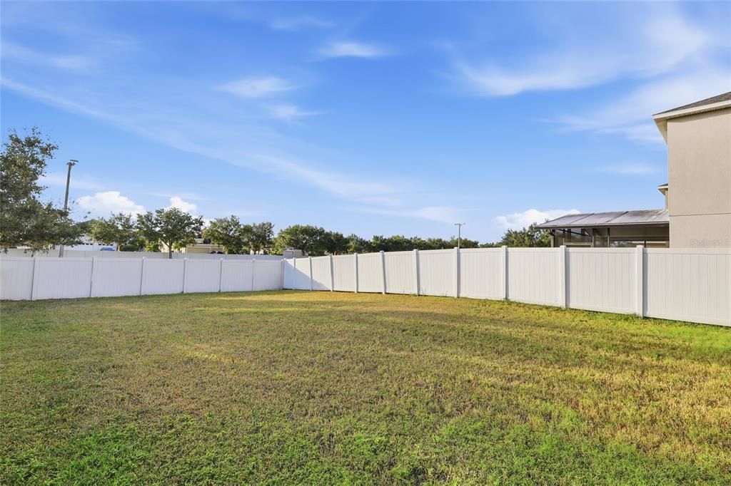 For Sale: $290,000 (3 beds, 2 baths, 1588 Square Feet)