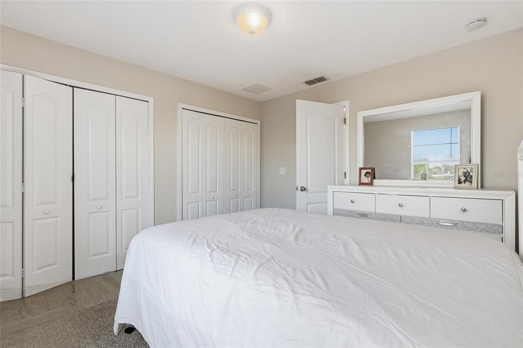 For Sale: $290,000 (3 beds, 2 baths, 1588 Square Feet)