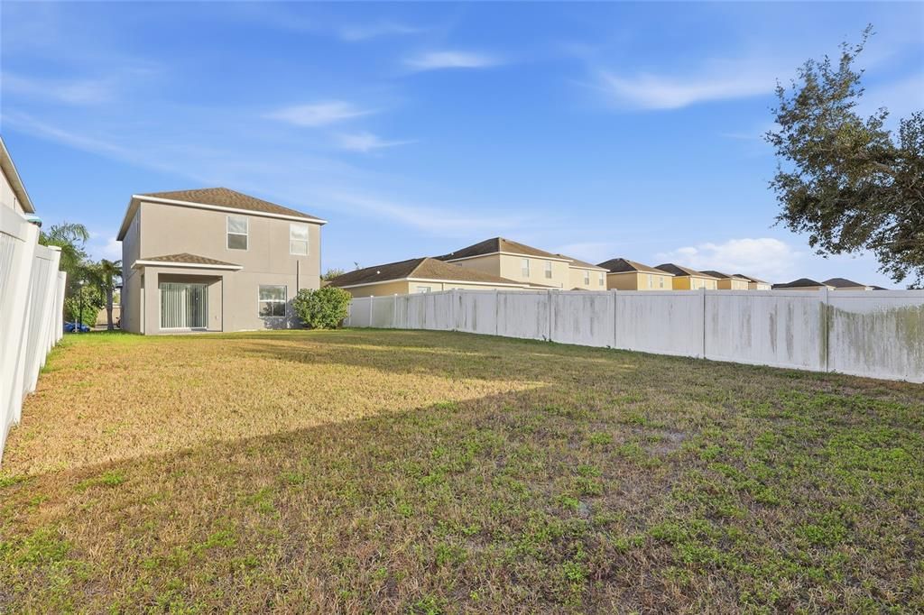 For Sale: $290,000 (3 beds, 2 baths, 1588 Square Feet)