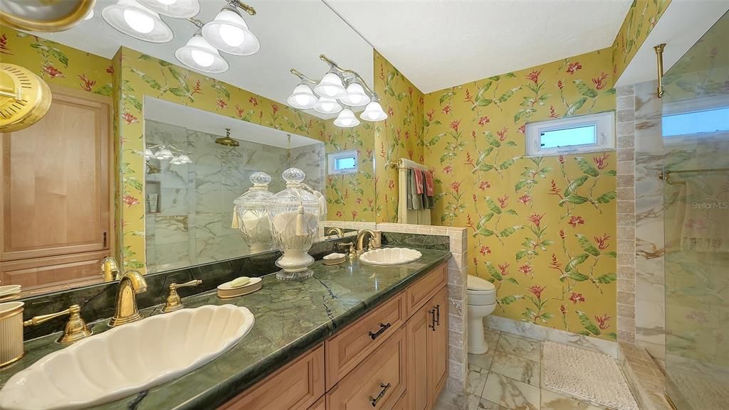 En Venta: $1,095,000 (2 camas, 2 baños, 1484 Pies cuadrados)