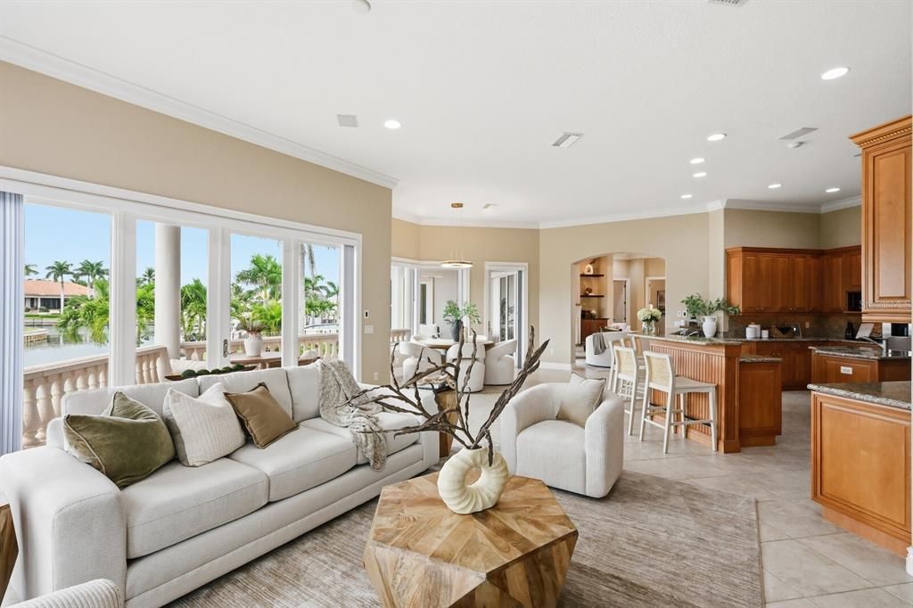 Activo con contrato: $5,295,000 (5 camas, 5 baños, 5240 Pies cuadrados)