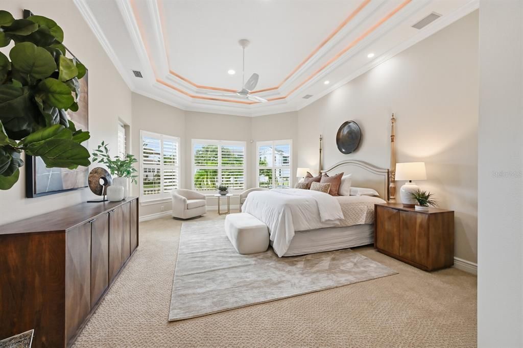 Activo con contrato: $5,295,000 (5 camas, 5 baños, 5240 Pies cuadrados)