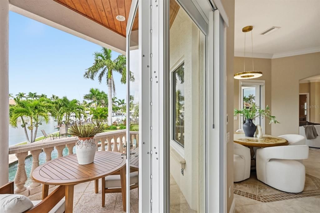 Activo con contrato: $5,295,000 (5 camas, 5 baños, 5240 Pies cuadrados)