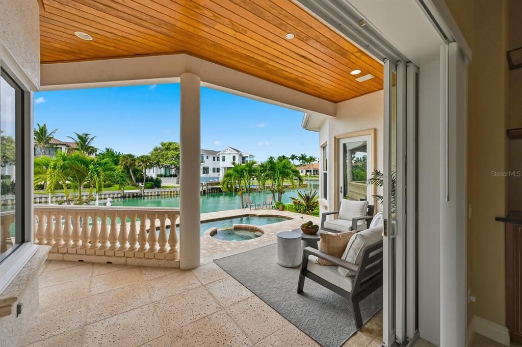 Activo con contrato: $5,295,000 (5 camas, 5 baños, 5240 Pies cuadrados)