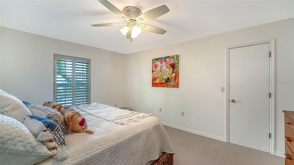 На продажу: $1,575,000 (3 спален, 3 ванн, 2758 Квадратных фут)