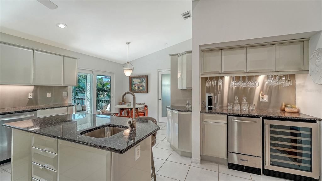 На продажу: $1,575,000 (3 спален, 3 ванн, 2758 Квадратных фут)