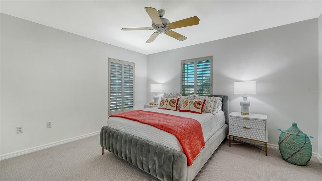 На продажу: $1,575,000 (3 спален, 3 ванн, 2758 Квадратных фут)