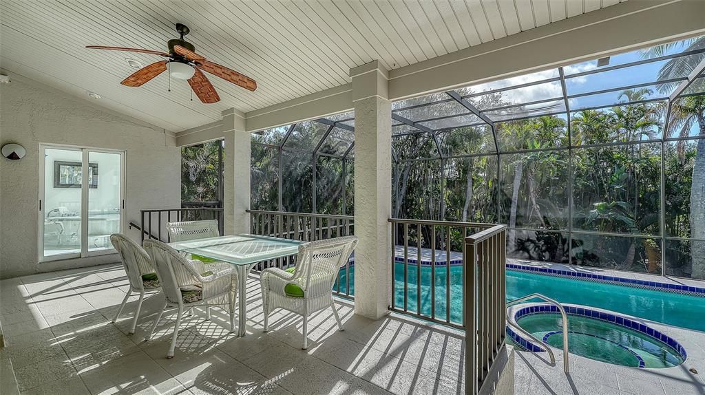 На продажу: $1,575,000 (3 спален, 3 ванн, 2758 Квадратных фут)