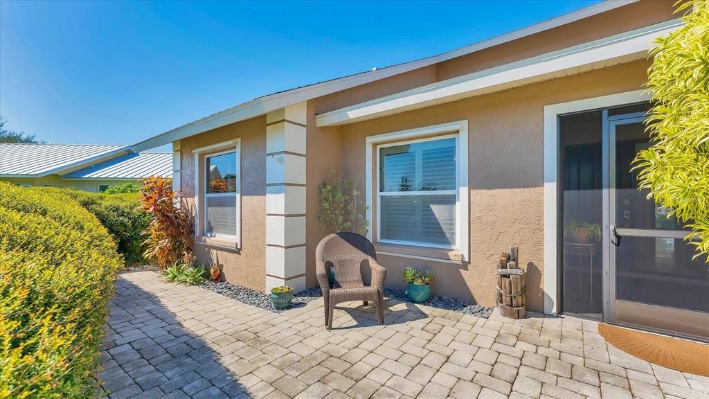 待售: $799,900 (3 贝兹, 2 浴室, 1708 平方英尺)