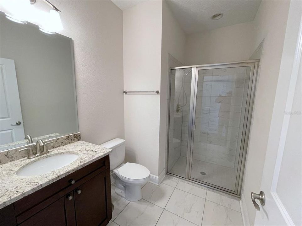 В аренду: $4,000 (4 спален, 3 ванн, 2090 Квадратных фут)