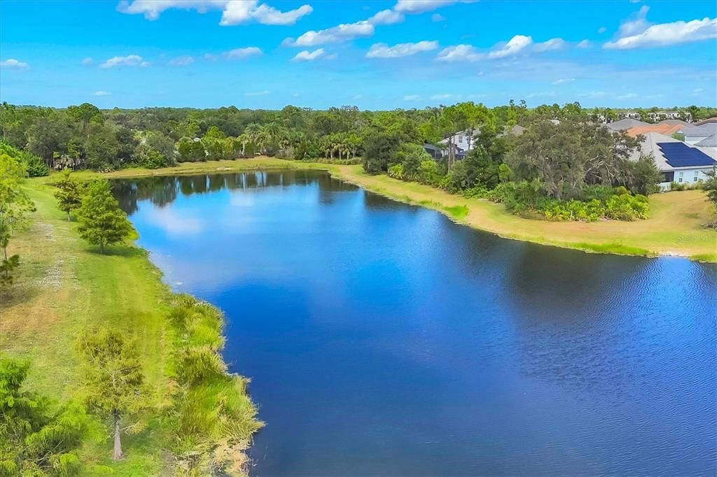 Activo con contrato: $450,000 (3 camas, 2 baños, 1874 Pies cuadrados)