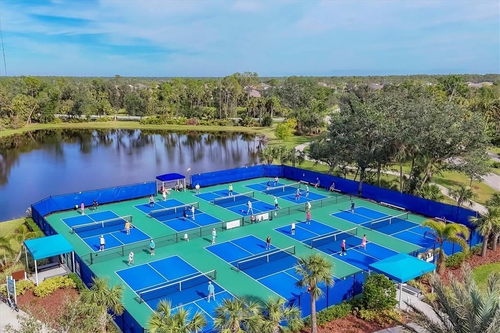 Activo con contrato: $450,000 (3 camas, 2 baños, 1874 Pies cuadrados)