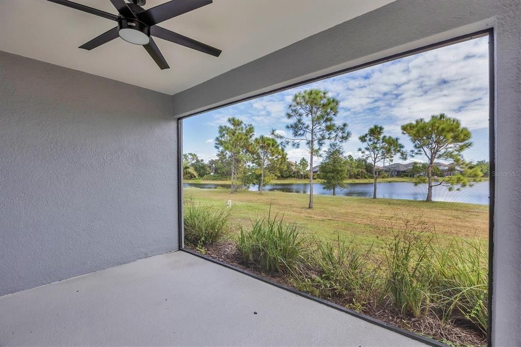 Activo con contrato: $450,000 (3 camas, 2 baños, 1874 Pies cuadrados)