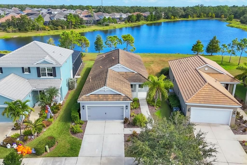 Activo con contrato: $450,000 (3 camas, 2 baños, 1874 Pies cuadrados)