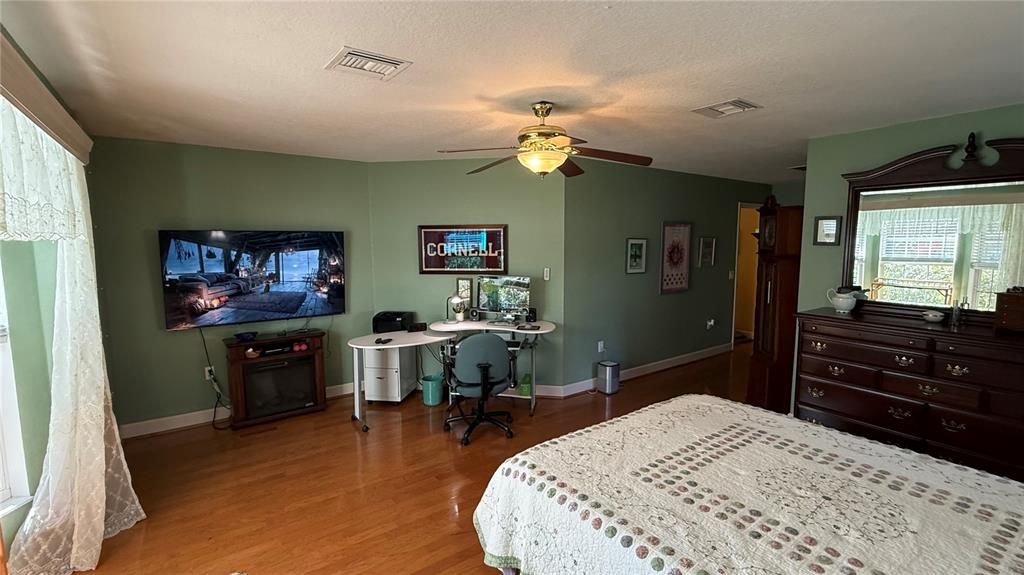 На продажу: $425,000 (3 спален, 2 ванн, 2174 Квадратных фут)