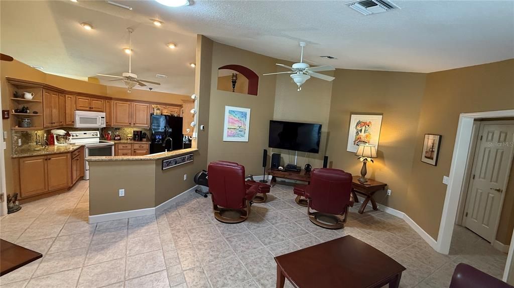 На продажу: $425,000 (3 спален, 2 ванн, 2174 Квадратных фут)