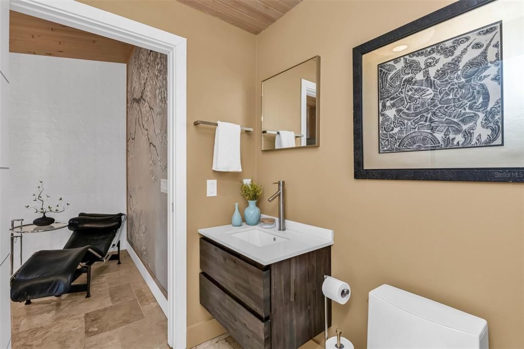 For Sale: $1,194,000 (3 beds, 2 baths, 2675 Square Feet)