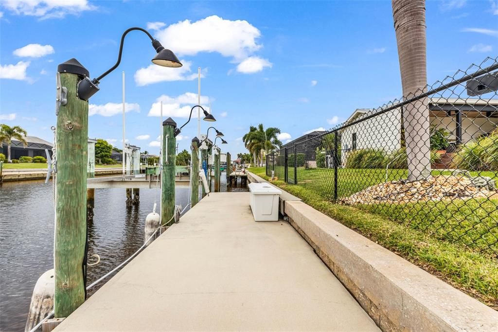 For Sale: $1,194,000 (3 beds, 2 baths, 2675 Square Feet)