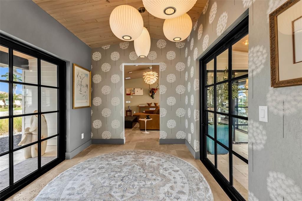 For Sale: $1,194,000 (3 beds, 2 baths, 2675 Square Feet)