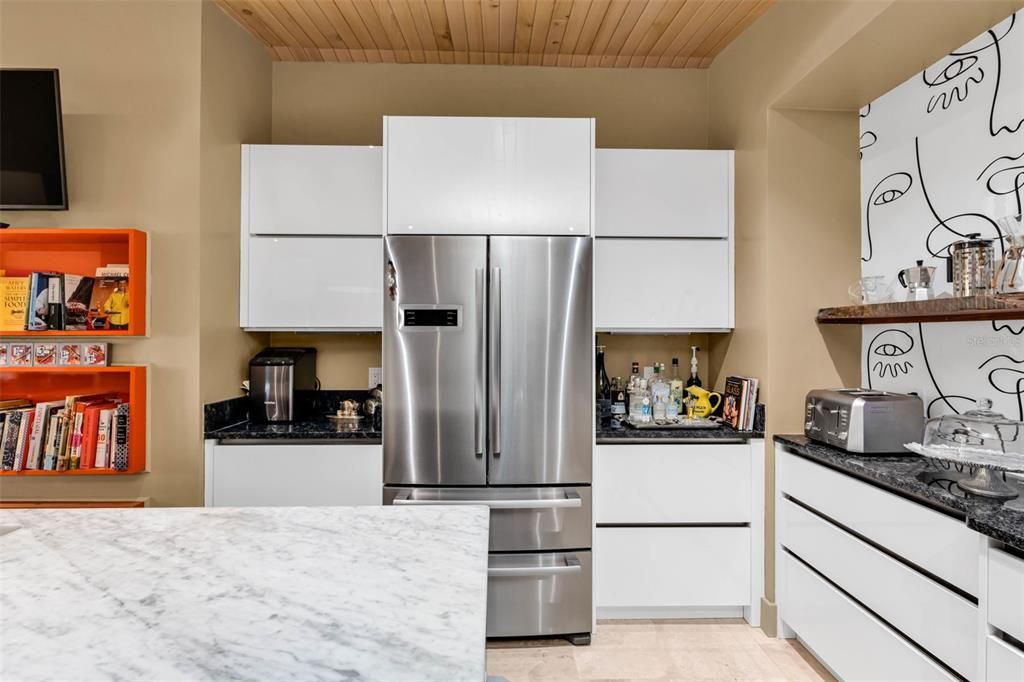 For Sale: $1,194,000 (3 beds, 2 baths, 2675 Square Feet)