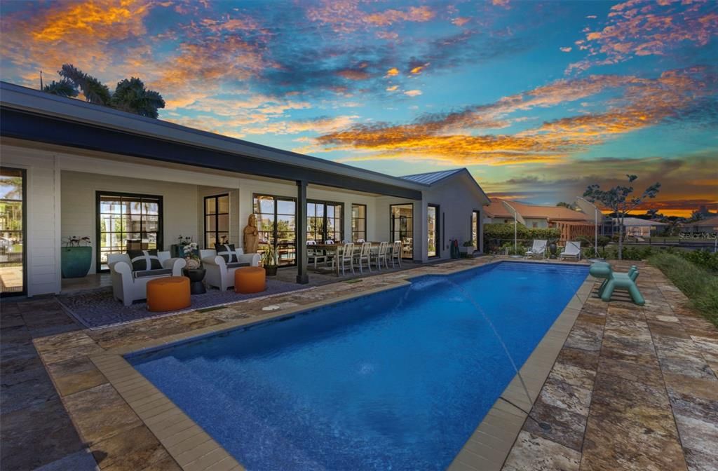 For Sale: $1,194,000 (3 beds, 2 baths, 2675 Square Feet)