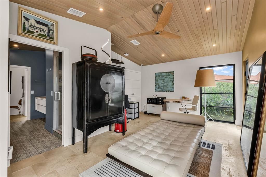 For Sale: $1,194,000 (3 beds, 2 baths, 2675 Square Feet)