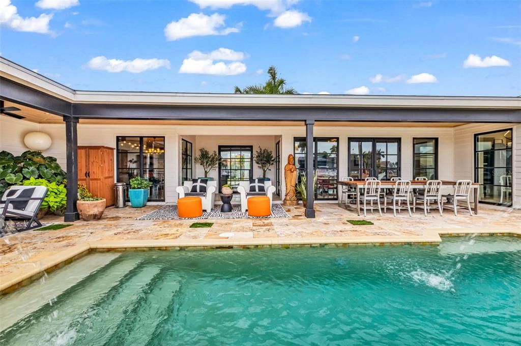 For Sale: $1,194,000 (3 beds, 2 baths, 2675 Square Feet)